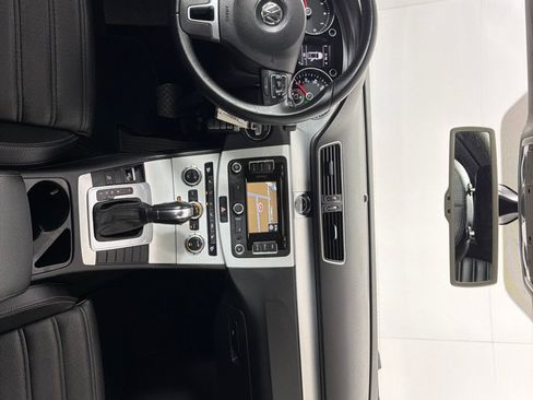 Used 2014 Volkswagen CC Sport FWD image 20