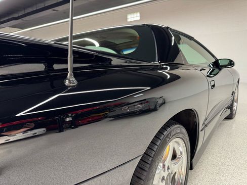 Used 1999 Pontiac Firebird Formula RWD image 28
