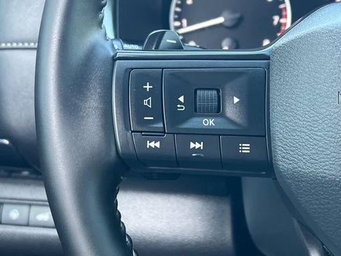 New 2026 Nissan Pathfinder SV FWD image 30