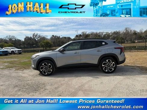 New 2026 Chevrolet Trax RS w/ Driver Confidence Package image 4