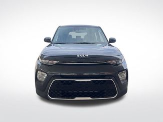 Certified 2022 Kia Soul LX w/ Technology Package FWD video 2