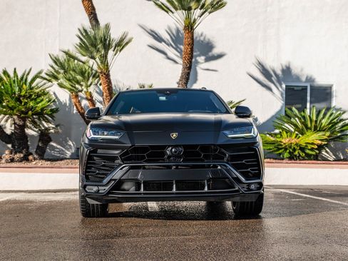 Used 2022 Lamborghini Urus image 5