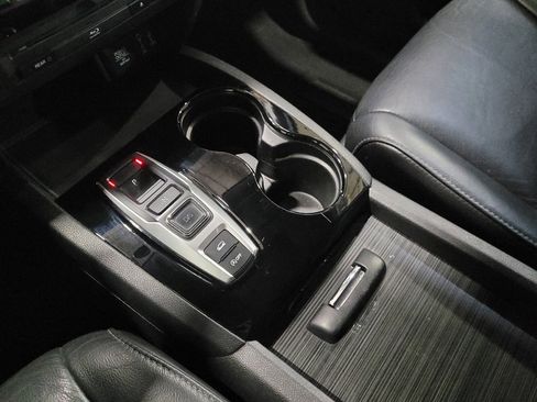 Used 2017 Honda Pilot Touring image 26