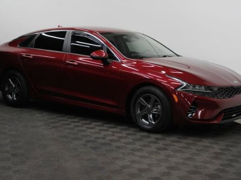 Used 2021 Kia K5 LXS image 1