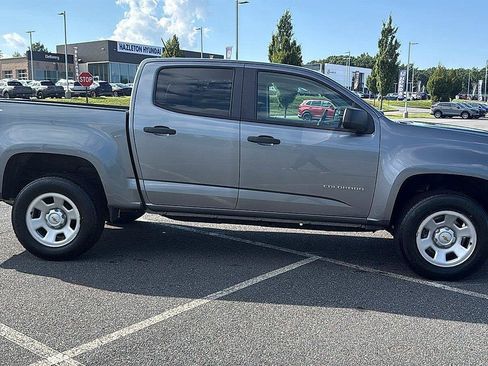 Used 2021 Chevrolet Colorado W/T w/ WT Convenience Package AWD/4WD image 4