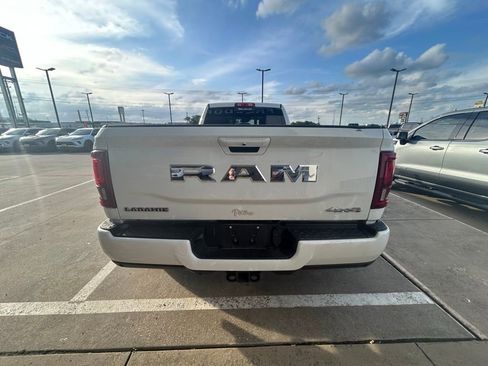 Used 2026 RAM 3500 Laramie AWD/4WD image 3