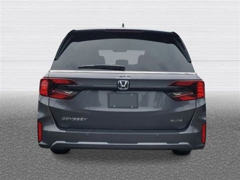 New 2026 Honda Odyssey Elite image 3