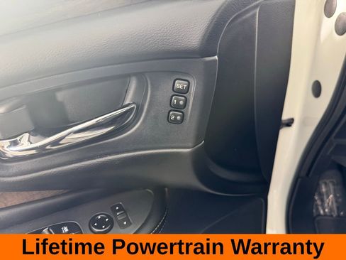 Used 2024 Nissan Murano Platinum w/ Cargo Package image 11