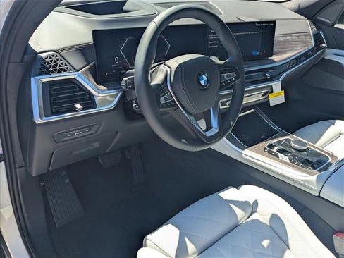 Used 2026 BMW X5 sDrive40i RWD image 3