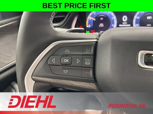 New 2026 Jeep Grand Cherokee Altitude AWD/4WD image 25