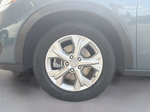 Certified 2024 Honda HR-V LX image 36