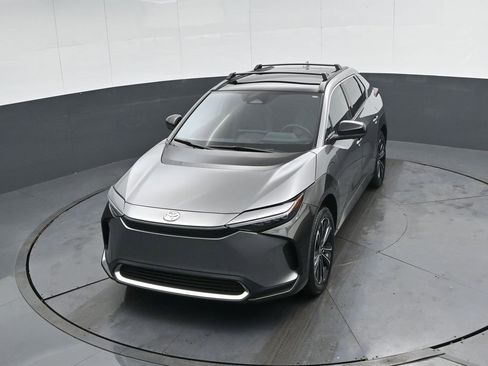 Used 2024 Toyota bZ4X Limited image 53