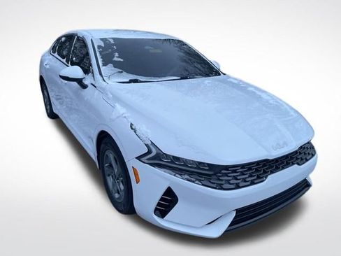 Used 2024 Kia K5 LXS image 1
