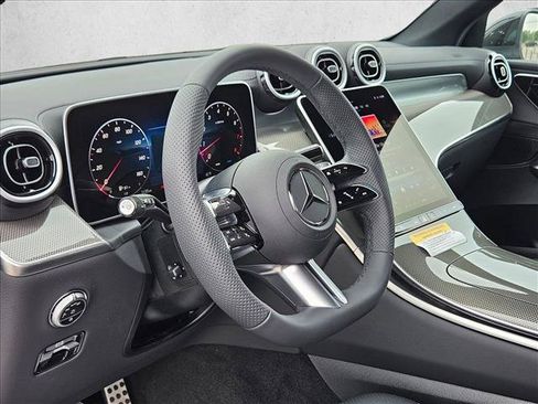 Certified 2026 Mercedes-Benz GLC 300 image 3