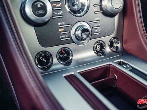 Used 2014 Aston Martin DB9 Coupe RWD image 18