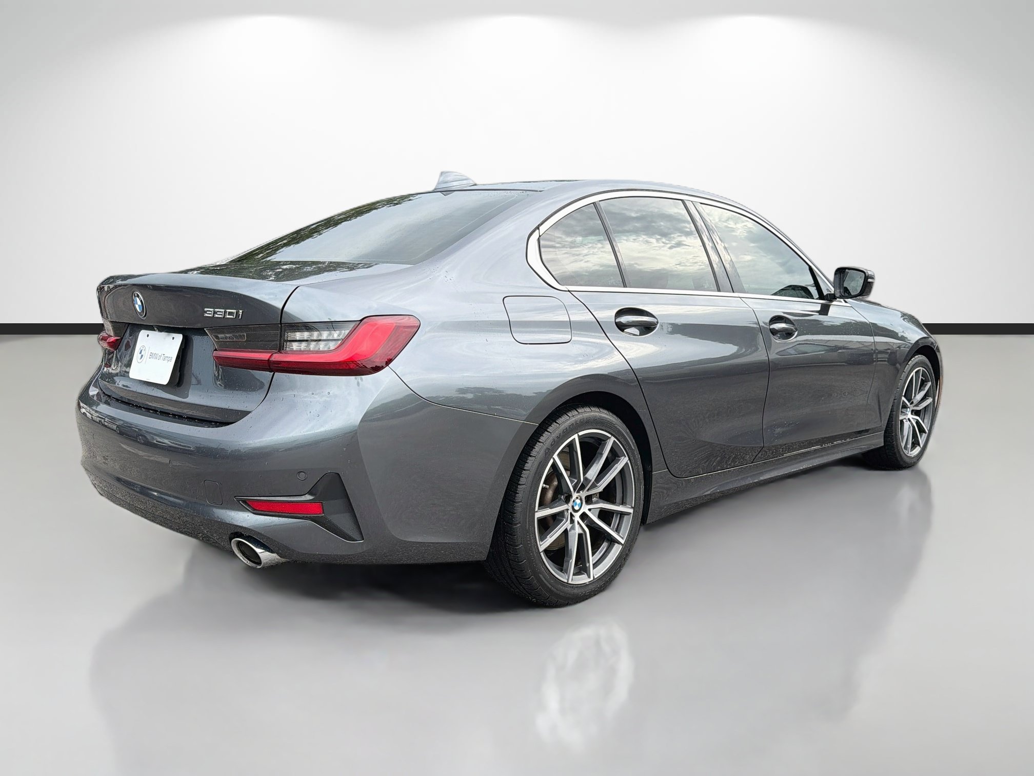Used 2022 BMW 330i Sedan w/ Premium Package RWD image 3