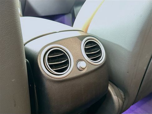 Certified 2022 Mercedes-Benz GLC 43 AMG 4MATIC image 25