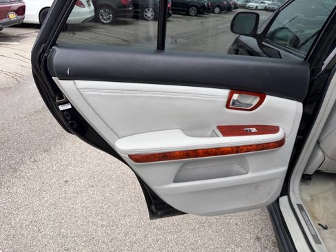 Used 2005 Lexus RX 330 image 18