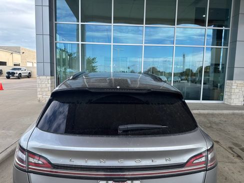 Used 2021 Lincoln Nautilus Reserve FWD image 18
