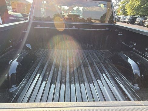 Used 2024 Chevrolet Silverado 1500 RST w/ Z71 Off-Road Package AWD/4WD image 10