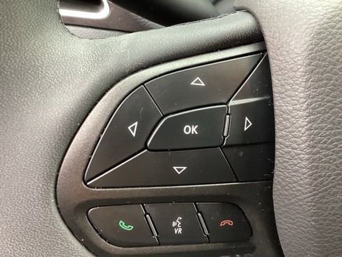 Used 2022 Jeep Cherokee Trailhawk image 17