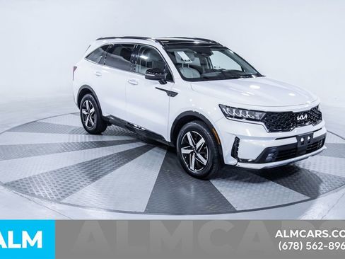 Used 2023 Kia Sorento EX w/ Panoramic Sunroof Package image 14