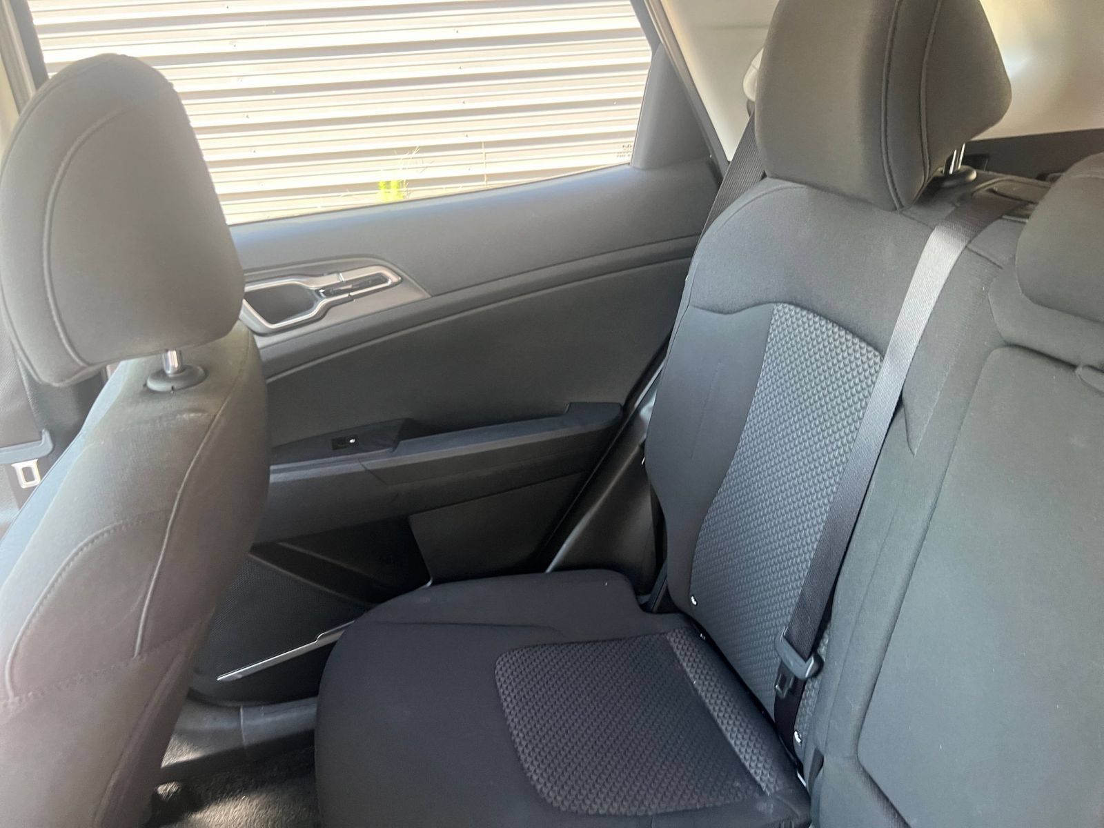 Used 2026 Kia Sportage LX FWD image 35