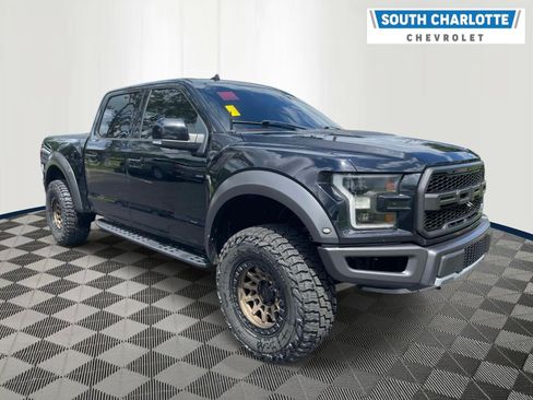 Used 2019 Ford F150 Raptor w/ Equipment Group 802A Luxury AWD/4WD image 3