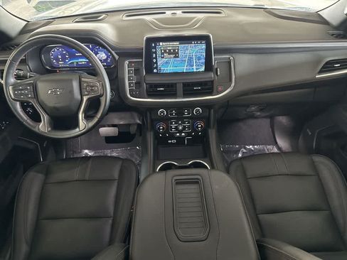 Used 2023 Chevrolet Suburban RST w/ Luxury Package RWD image 23