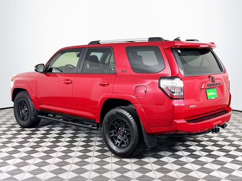 Used 2023 Toyota 4Runner SR5 Premium w/ Moonroof Package RWD image 6