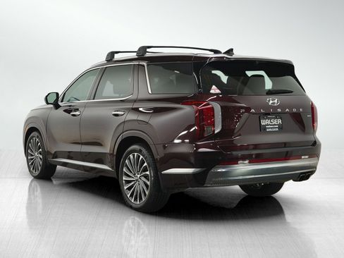 Used 2023 Hyundai Palisade Calligraphy AWD/4WD image 3