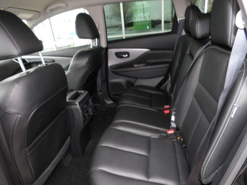 Certified 2023 Nissan Murano SV w/ SV Midnight Edition Package image 18