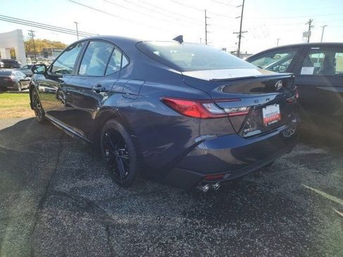 Used 2026 Toyota Camry SE w/ Convenience Package FWD image 5