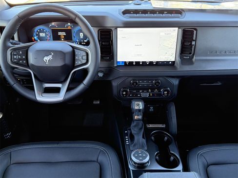 New 2025 Ford Bronco Badlands image 35