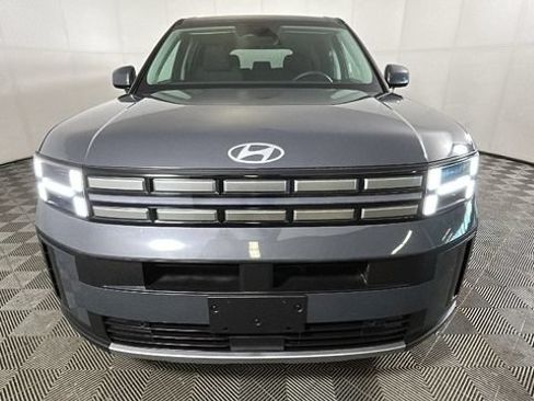 Used 2026 Hyundai Santa Fe SE FWD image 7