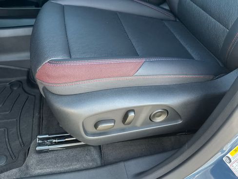 Used 2026 Chevrolet Equinox RS FWD image 18
