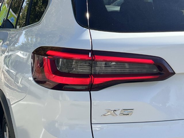 Used 2021 BMW X5 sDrive40i w/ Premium Package RWD image 10