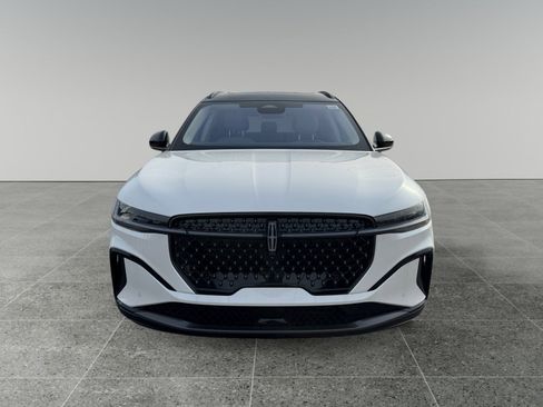 New 2026 Lincoln Nautilus Reserve w/ Jet Appearance Package image 8