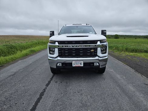 Used 2022 Chevrolet Silverado 2500 LT w/ Convenience Package AWD/4WD image 7
