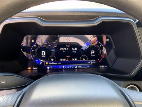 Used 2024 Chevrolet Colorado W/T image 25