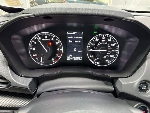 Used 2024 Subaru Crosstrek 2.0i Premium w/ Popular Package #3 AWD/4WD image 15