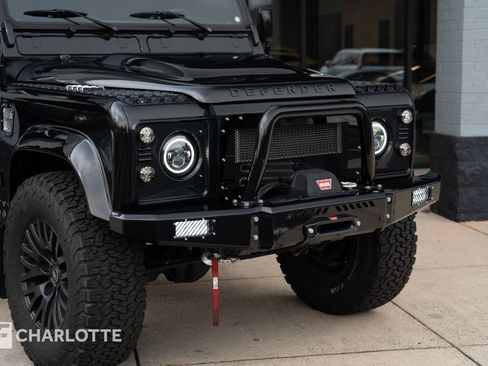 Used 1987 Land Rover Defender 110 image 2