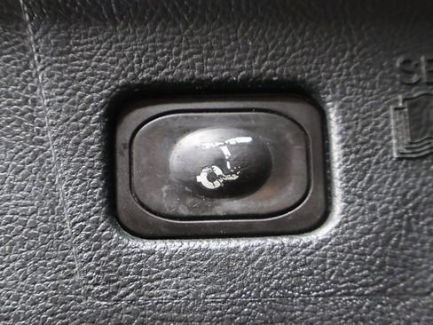 Used 2022 Ford Edge SEL w/ Convenience Package image 39