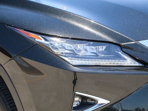 Used 2019 Lexus RX 450hL Luxury w/ Accessory Package AWD/4WD image 8