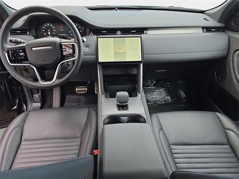 Used 2024 Land Rover Discovery Sport Dynamic SE image 9