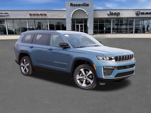 New 2026 Jeep Grand Cherokee L Limited AWD/4WD image 1