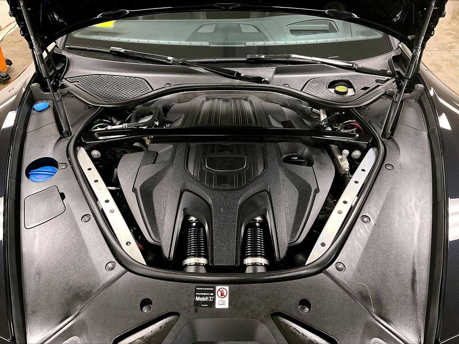 Certified 2026 Porsche Panamera 4 AWD/4WD image 32