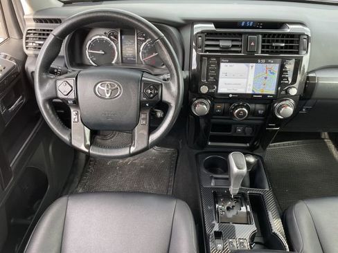 Used 2024 Toyota 4Runner TRD Off-Road Premium AWD/4WD image 10