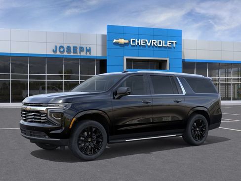 New 2026 Chevrolet Suburban Premier AWD/4WD image 2