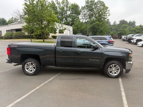 Used 2017 Chevrolet Silverado 1500 LT w/ All Star Edition AWD/4WD image 7